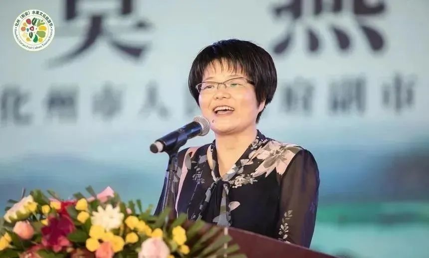原化州副市长莫燕履新化州市委常委