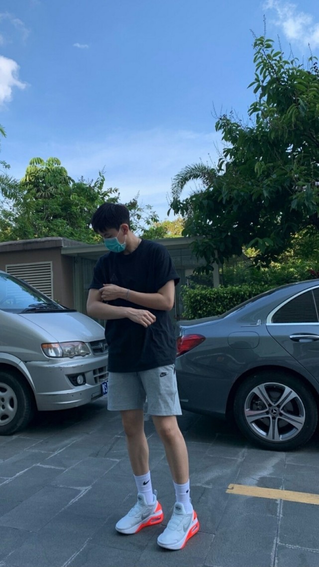 手机壁纸|杨舒予