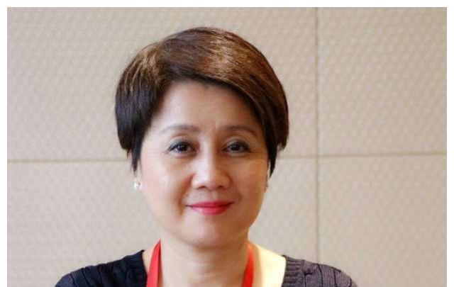 中国最大的隐形女富豪一栋写字楼价值80亿名下还有上百套房