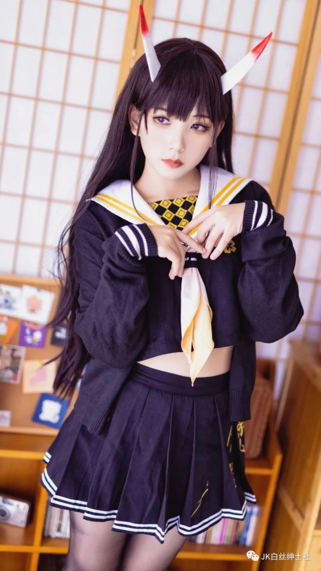 cosplay图片最低美腿,黑saber泳装cos cos:碧蓝航线长腿能代cos正片@真理