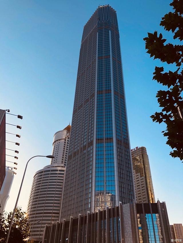 高370米!大连新地标"国贸中心大厦,从设计到竣工历时18年