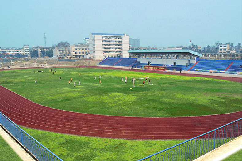 "浏阳河学院"的在建成后的办学规模约为2.