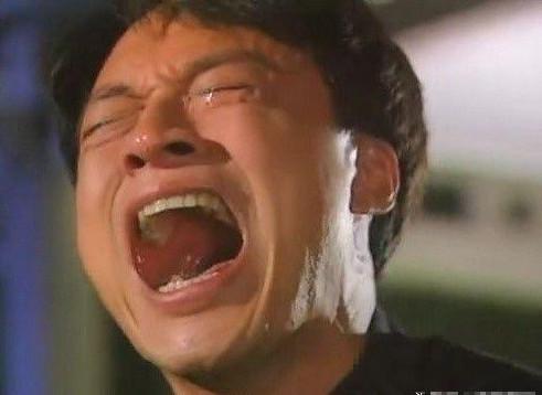 面部狰狞 咆哮 推推搡搡的暴雨梨花式痛苦爆哭.