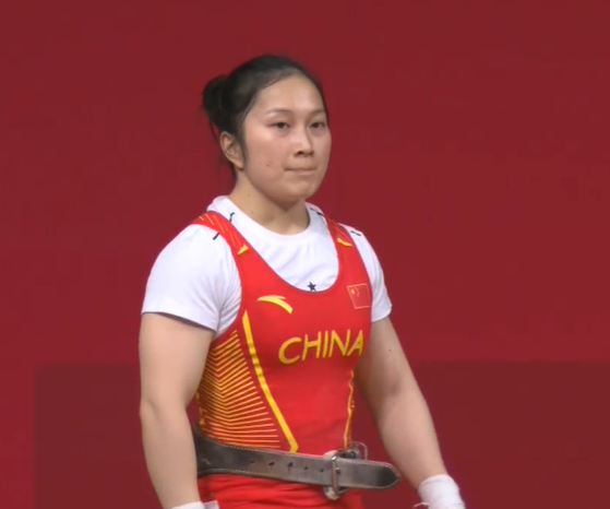 廖秋云举重摘银,最后1把遭绝杀,菲律宾选手
