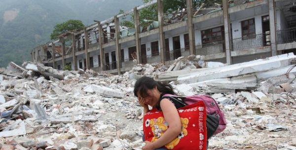 13年前汶川地震丢下学生第一个逃跑的范跑跑如今怎么样了