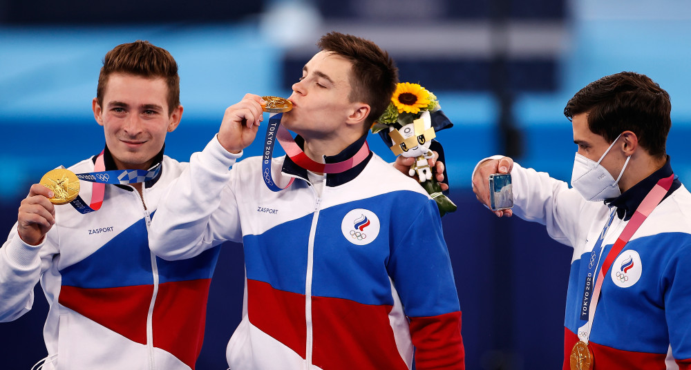 (东京奥运会)体操——俄罗斯运动员获男子团体冠军