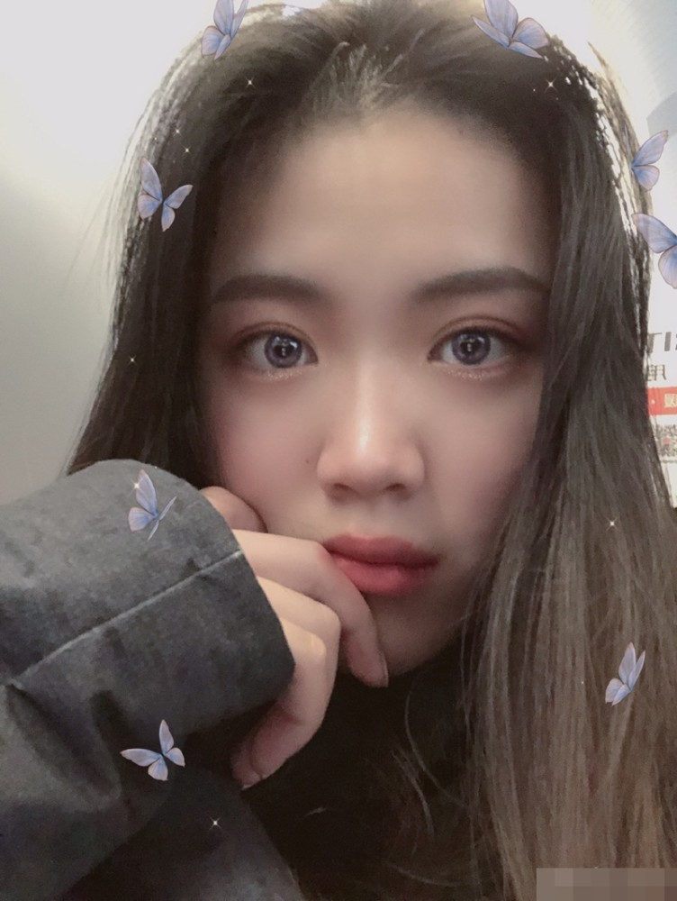 可可爱爱!东京奥运首金杨倩 00后美女搞怪惹人爱
