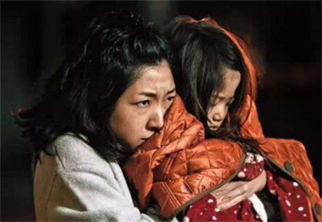 青海母亲燕志云:虐死6岁女儿判刑7年,出狱后挖其骨灰