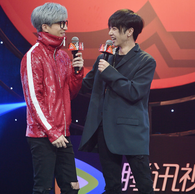 薛之谦华晨宇任《明日之子》星推官 共证偶像