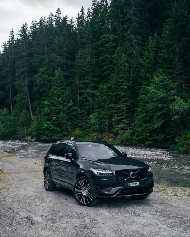 2021款xc90全系混动,宝马混动2021款 2021款沃尔沃xc90 t8:豪华第一,混合动力第二