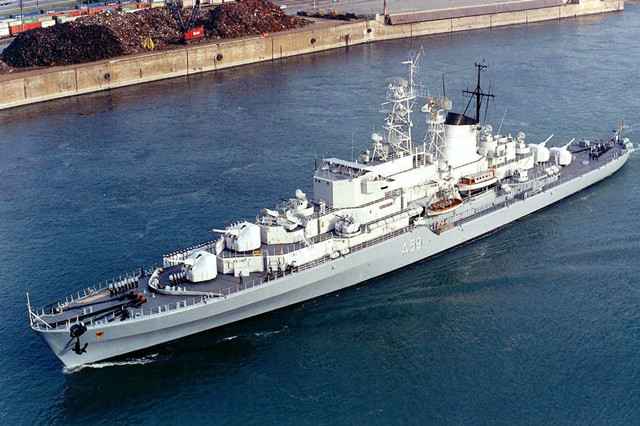 最后的"德意志"号巡洋舰,二战后联邦海军旗舰