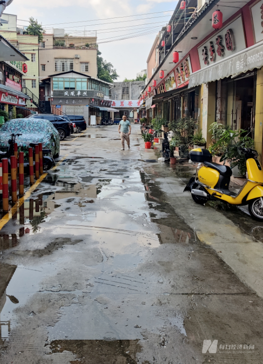 芳村某街道.图片来源:每经实习记者 陈浩 摄