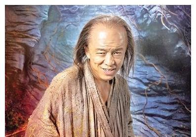 而在周星驰的电影《西游记降魔篇》中孙悟空,要不是黄渤饰演的秃顶