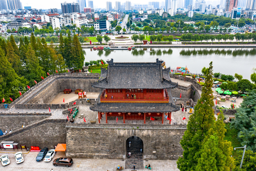 湖北荆州太可惜千年城墙媲美西安城墙旅游发展却欠火候