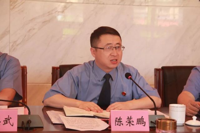 在该院党组书记,检察长陈荣鹏的带领下,彭水县检察院一行参观了我院