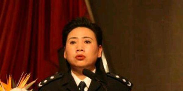 副厅级,沦落为文强情妇,55岁黯然谢幕|重庆市公安局|文强|陈光明|经侦