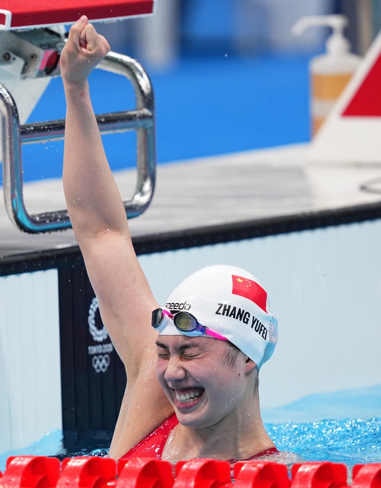 (东京奥运会)游泳—张雨霏女子200米蝶泳夺冠(3)