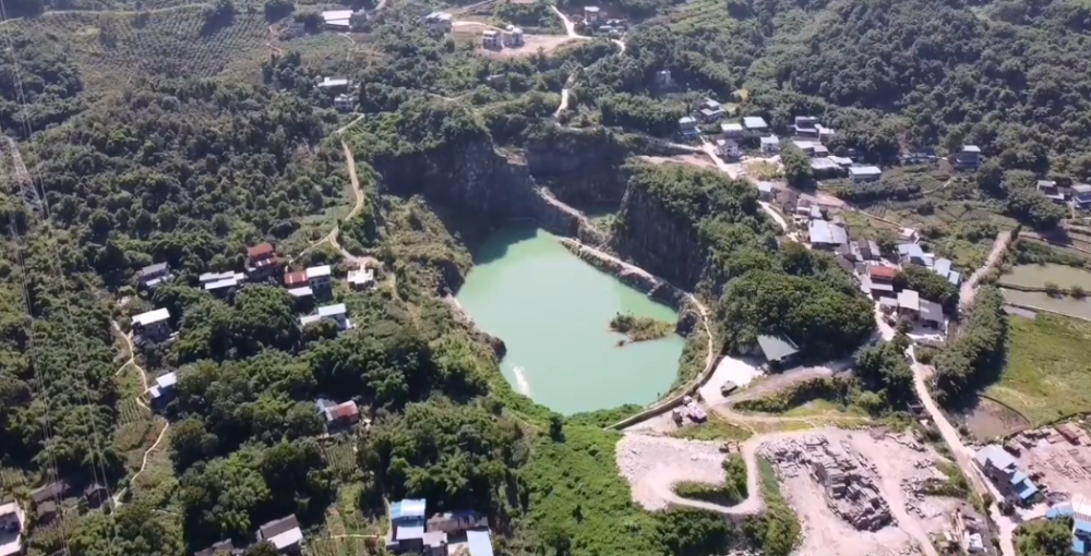 巴南也有矿山公园,青山绿水并未开发,网友:管好孩子注意安全