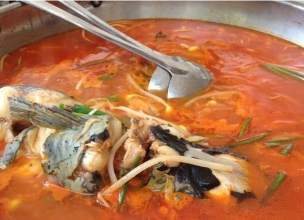 贵州名菜之苗家酸汤鱼,美食的进阶,文化的传承,全部在这道菜里