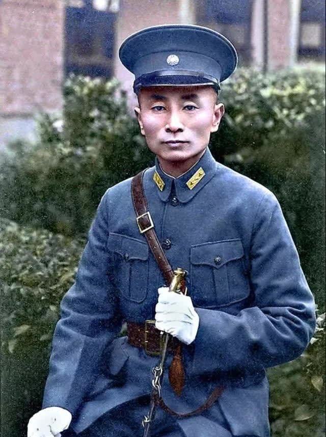 陈果夫陈立夫兄弟:发迹靠叔叔,权势不逊孔家宋家,晚景十分可怜