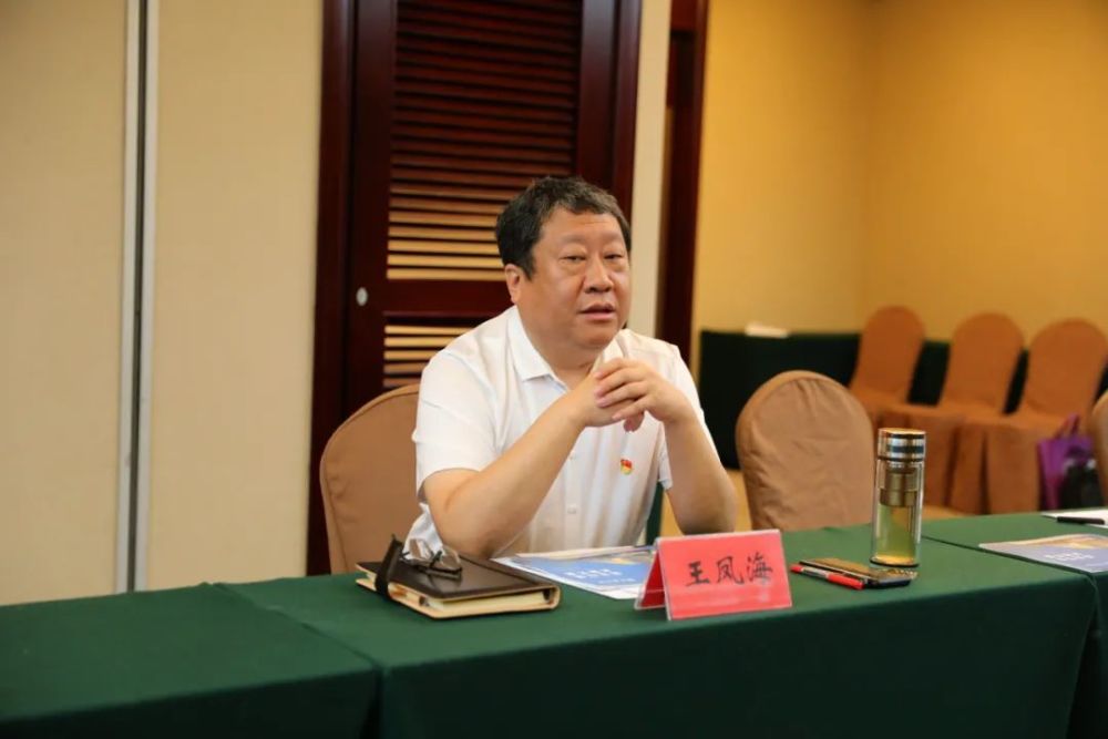 市委书记王凤海市长张福增会见中建科技集团有限公司客人