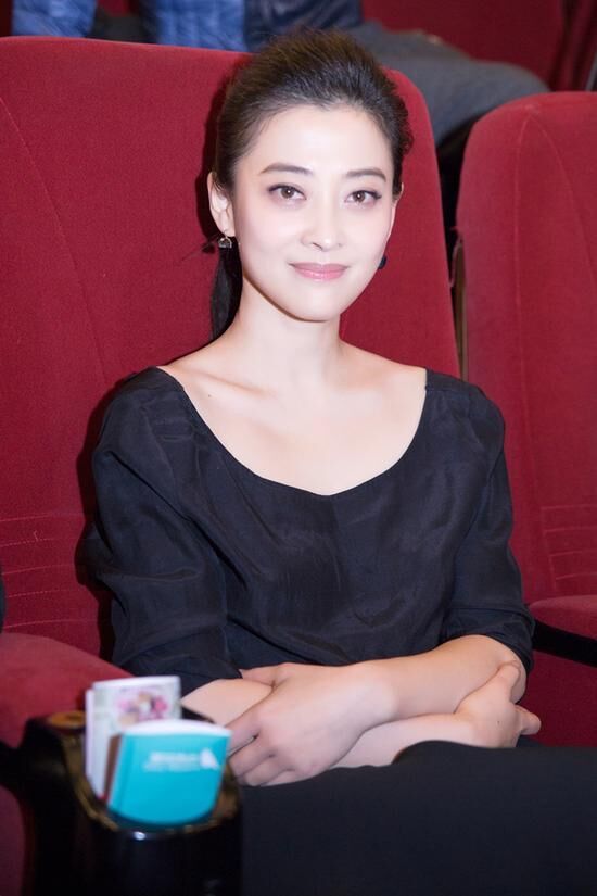 琅琊榜之风起长林》等经典影视剧,还多次荣获各大电影节最佳女主角奖