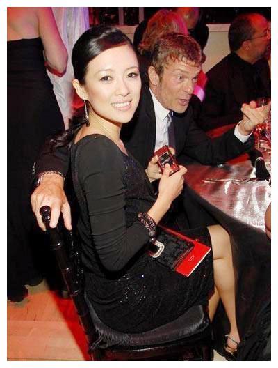 章子怡当年与美籍富豪艾维准备结婚了后为何决绝分手