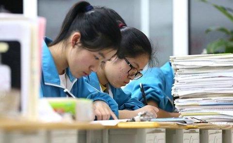 上高中后,男生普遍比女生学习好,原因有3点