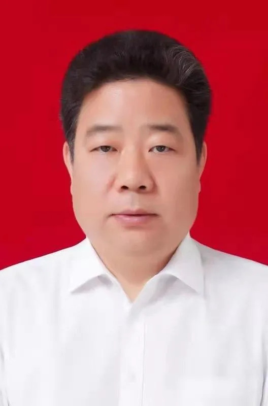 李飞当选项城市市长