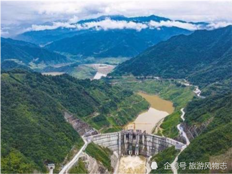 3,三河口水库坝址在陕西省安康市境内的汉江上游, 水电站始建于1978