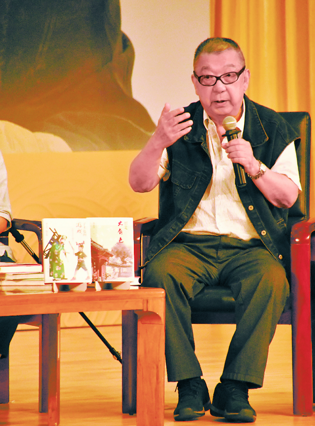 《大宅门》导演郭宝昌出自传,在他眼里小人物都是大角色