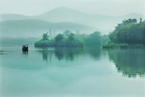 (北宋)潘阆酒泉子—慢读《酒泉子·长忆西湖》钓竿云水自逍遥清笛