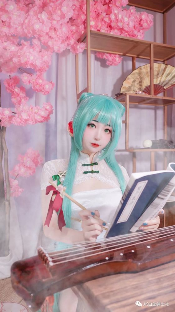 cos初音韶华国风旗袍cos正片子苓