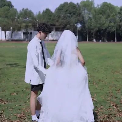 真人婚纱照_真人情侣婚纱照头像(2)