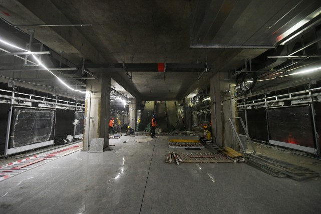 根据线路规划,19号线一期全线共设10座车站,除新发地站和牛街站外