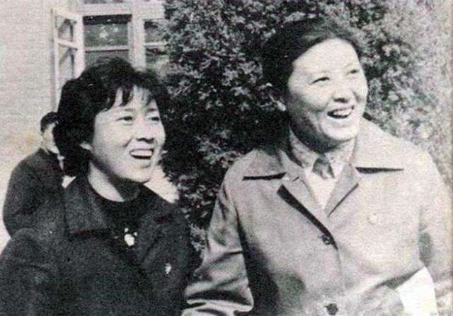 "阿诗玛"杨丽坤的爱情故事,20多岁精神失常,丈夫呵护