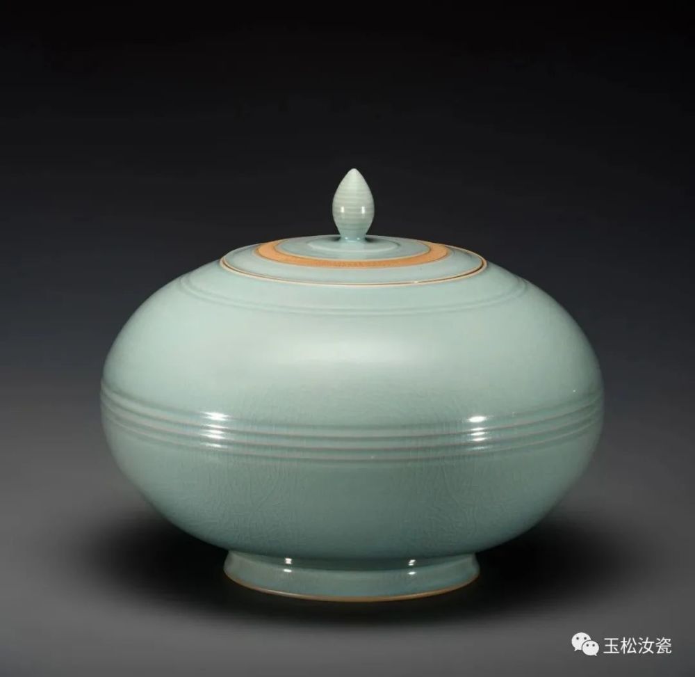 汝瓷之型釉色质韵意