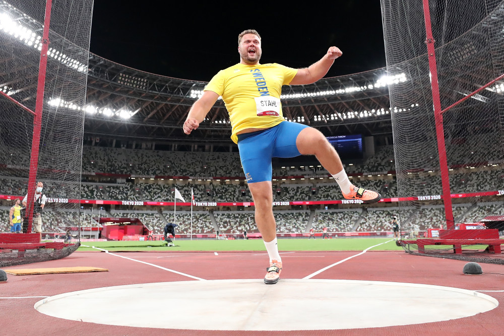 奥运金牌-瑞典斯塔尔68米90获得男子铁饼决赛第一 第二名67米39