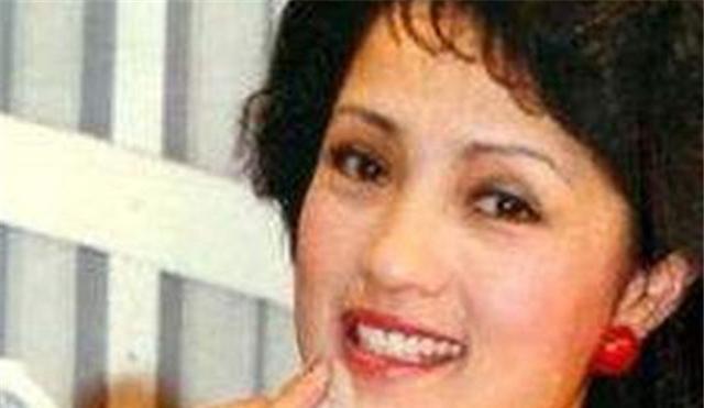昔日"广东一枝花"侯玉婷,曾三拒央视,和霍震霆传绯闻无奈隐退