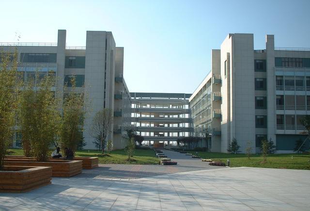 各种研究生院和各种企业承认宁夏大学么?宁夏大学的含金量如何