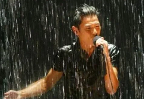 刘德华颇有争议的一首歌曲,《冰雨》歌词"刽子手"被唱