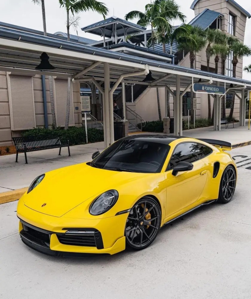 不一样的赛车黄,保时捷911turbo s