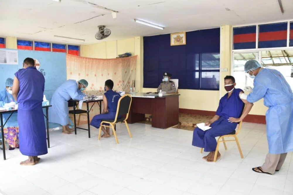 缅甸各大监狱近千囚犯开始接种疫苗