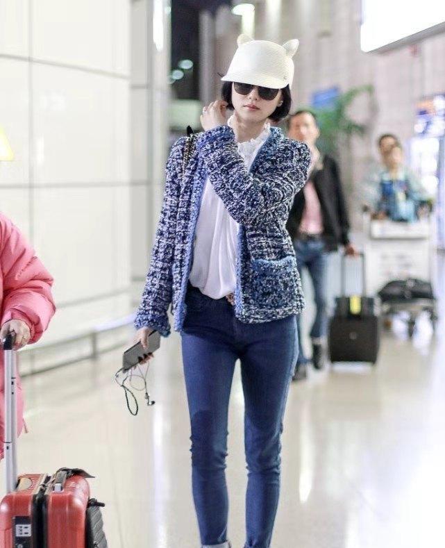 刘诗诗真的好适合小香风,温婉恬静看着就舒服,怎么穿都有气质