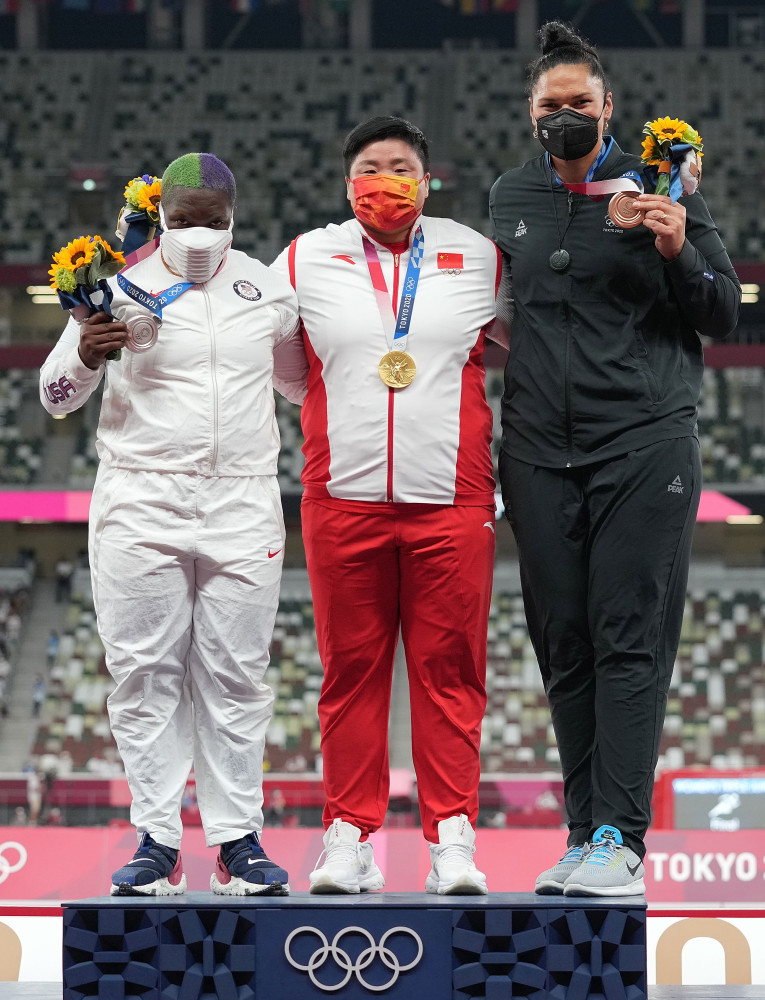 (东京奥运会)女子铅球——巩立姣获得金牌(2)