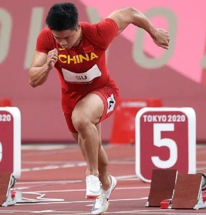 亚洲第一人!苏炳添以9秒83刷新中国田径历史,获百米决赛第六名
