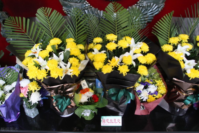祭奠用什么花:这些祭奠用花您知道哪里有卖,都是些什么花吗?