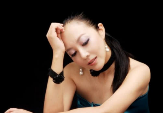 "孙二娘"梁丽:从女一号到通缉犯,她到底经历了什么?