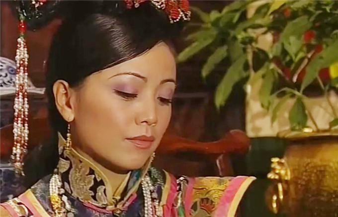庄顺皇贵妃:道光后妃乌雅氏,生育三子一女,第一个孩子就是醇贤亲王