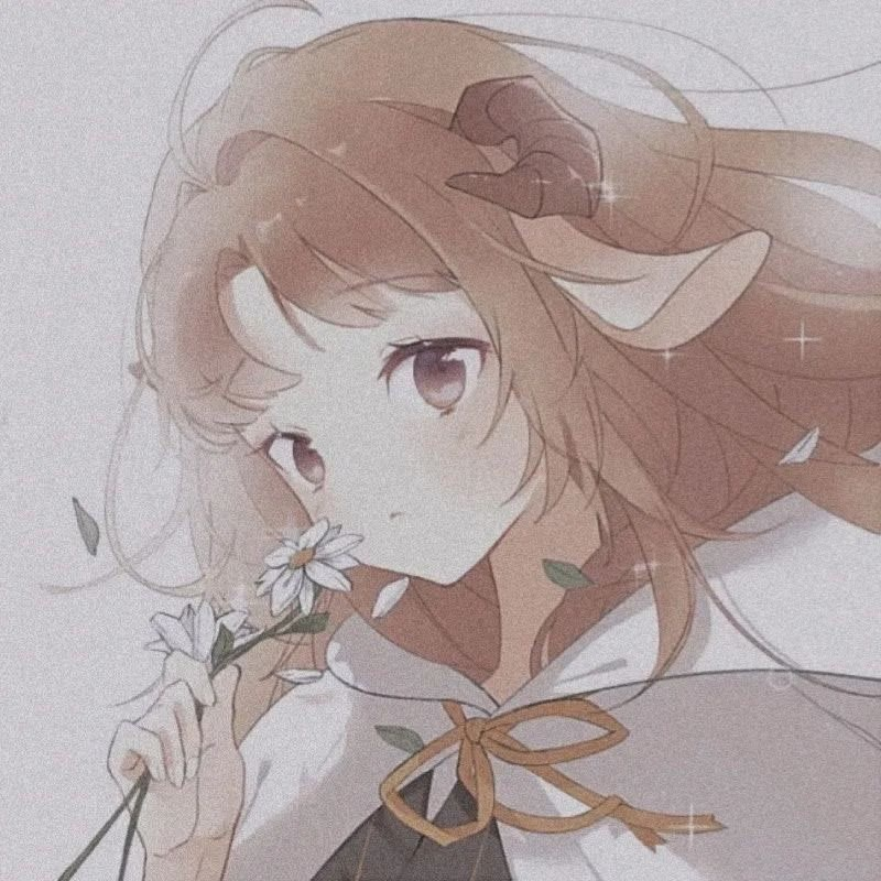 "白色天使纯净系动漫女生头像"